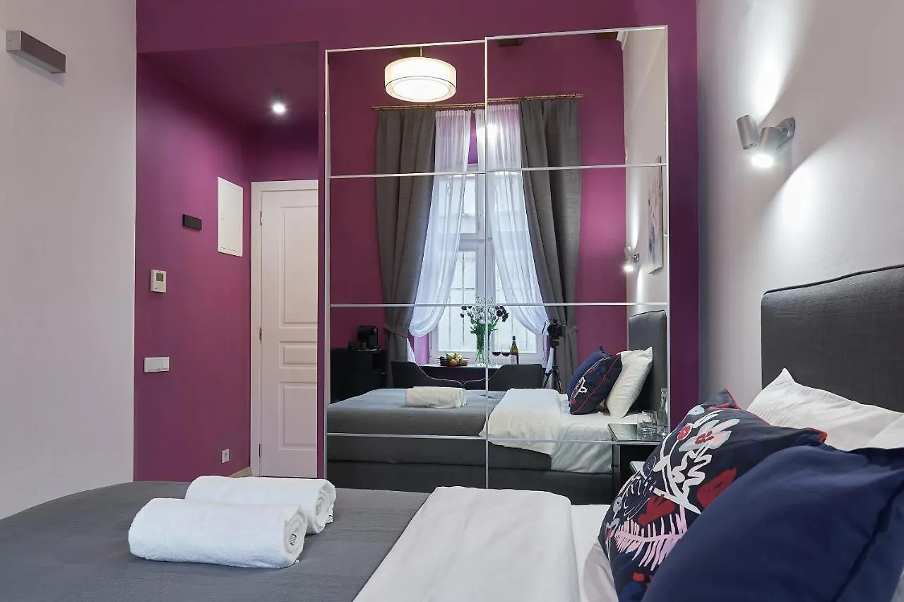 Bed and breakfast 7 Heaven Elegant Rooms Kraków